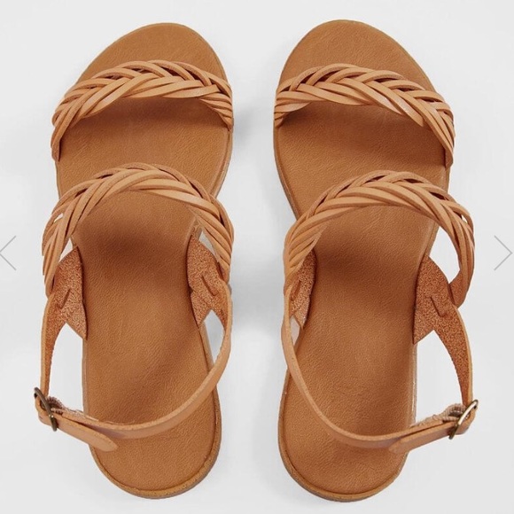 Faryl tan braided two strap sandals! Size 9.5! - Picture 2 of 9